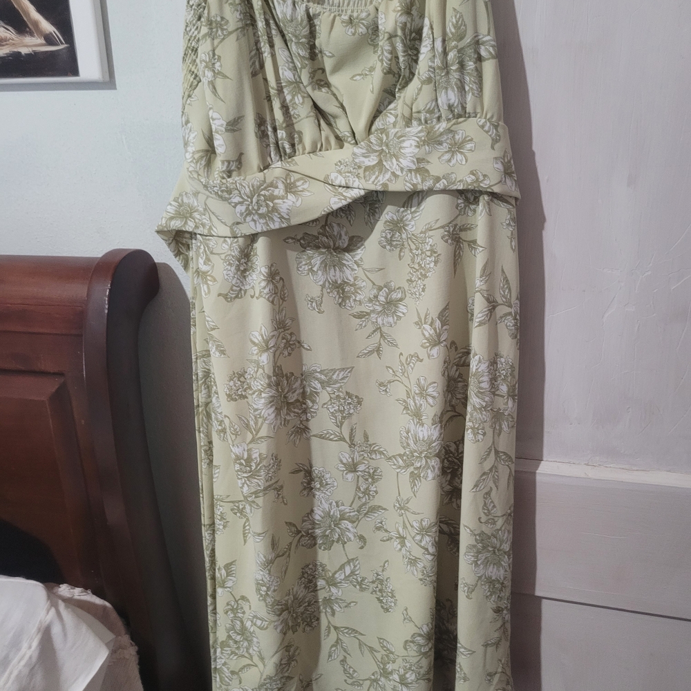 Cato Olive and White Patterned Top